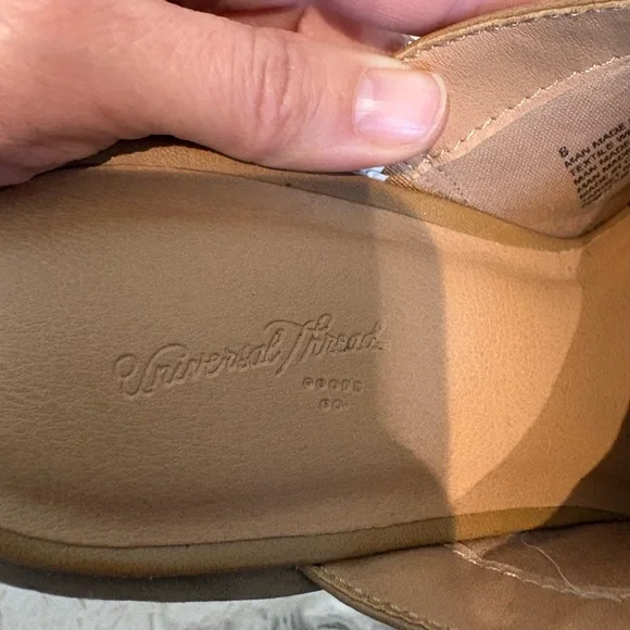 Universal Thread Block Heel Mule - size 8 - Picture 3 of 10